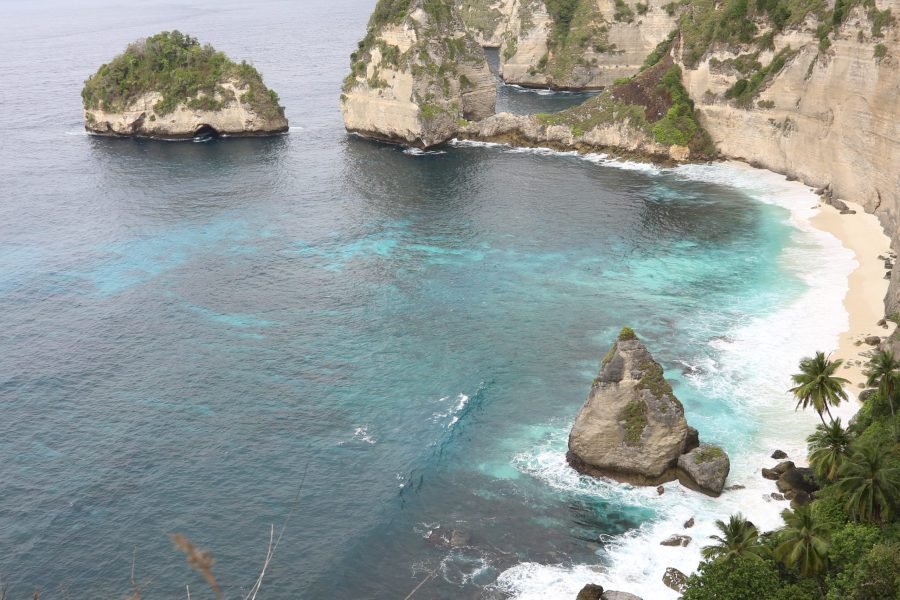 Nusa Penida Day Tour at Iconic Diamond Beach