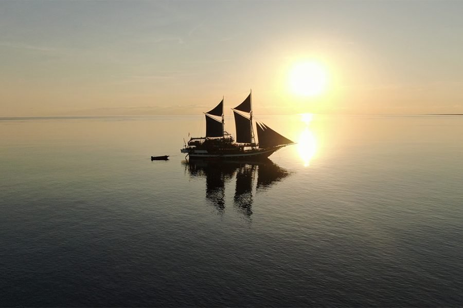 Luxury Archipelago Indonesia Liveaboard from Bali/Jakarta