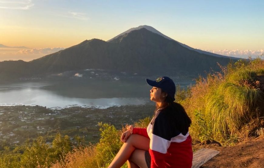 Bali: Sunrise Mount Batur Hike with Breakfast on The Top