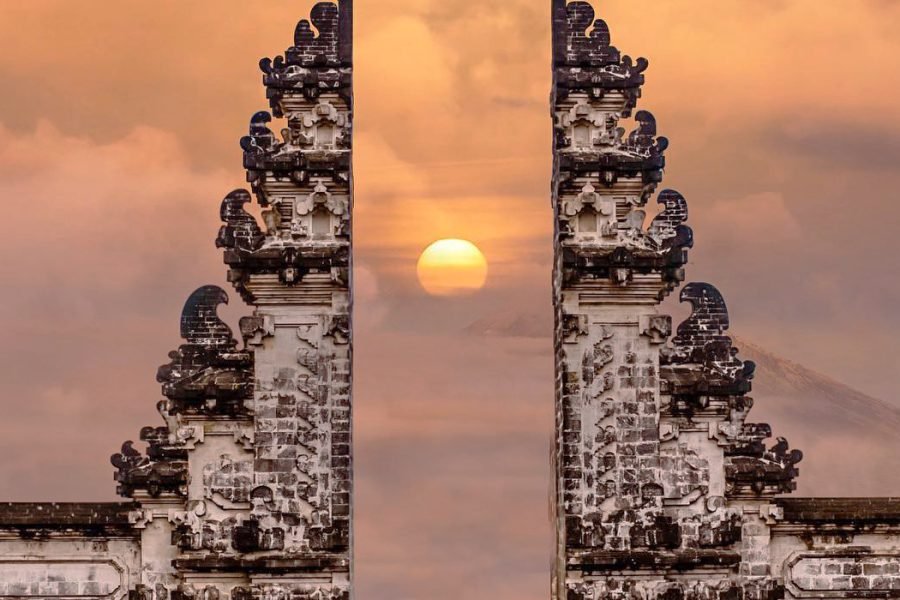 Bali Lempuyang Temple Tour and Blue Lagoon Snorkeling in Padang Bay
