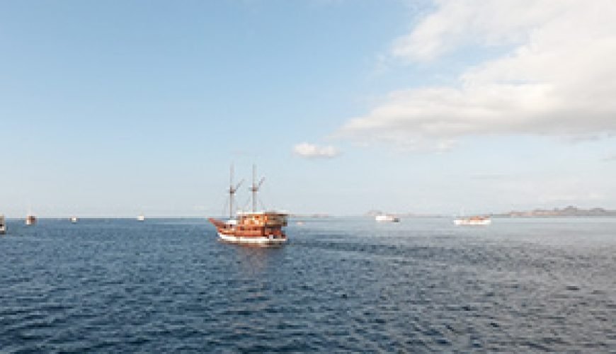 Bali Komodo Liveaboard, Lombok, Gili Islands & Nusa Penida Tour from Bali – 14 Days Luxury Archipelago Journey