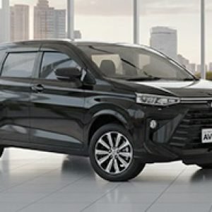 Luxury car transportation service