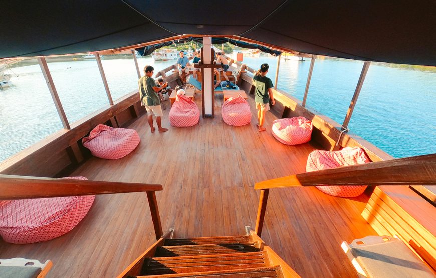 LUXURY PHINISI 5  – KOMODO LIVEABOARD, FROM BALI