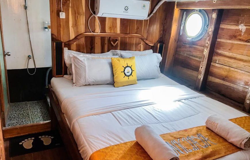 LUXURY PHINISI 6 – KOMODO LIVEABOARD, FROM BALI